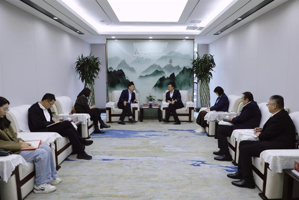 政企聯(lián)動，共謀發(fā)展新路徑！ 濟南市商務(wù)局一行到產(chǎn)發(fā)集團座談交流